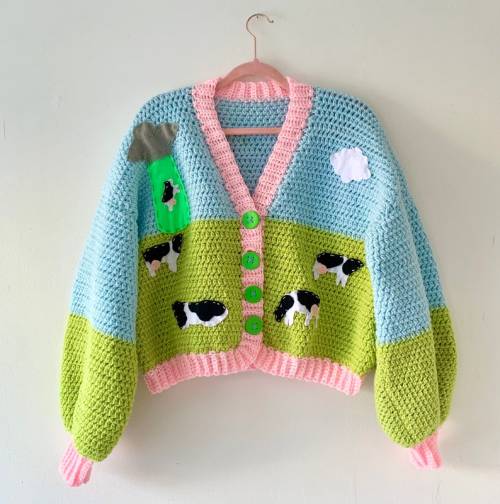 littlealienproducts:    Alien Cowspiracy Puffy Sleeve Crochet