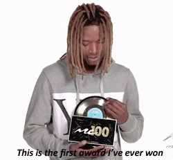 zooviette:  Fetty Wap receives his first award ever from Music
