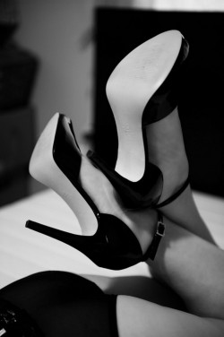 steinerkd:  Ankle-strap hees, so sexy, seductive, eye-catching .