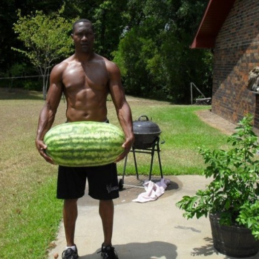 awesomewhtemassa:  OLD NIGGER JOE SERVICING JUNIOR
