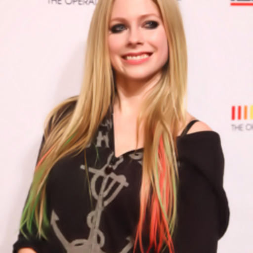 A de Avril, B de bonita, C de cantora, D de diva, E de estilosa,