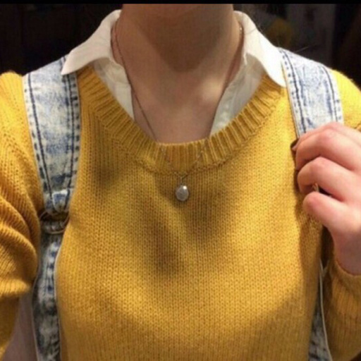 yellow-is-my-aesthetic:  Hey guys I’m back!! I took a little