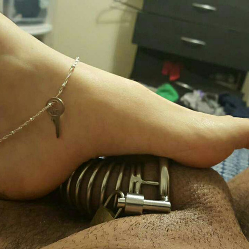 fitbicouple:  http://www.fitbicouple.tumblr.com   Hubby completing