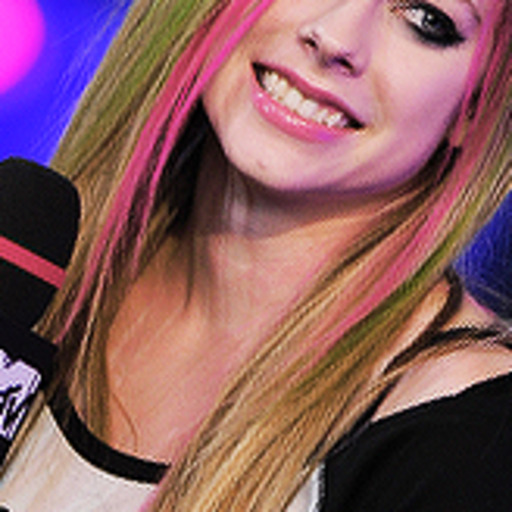 iamalittleblackstar:     