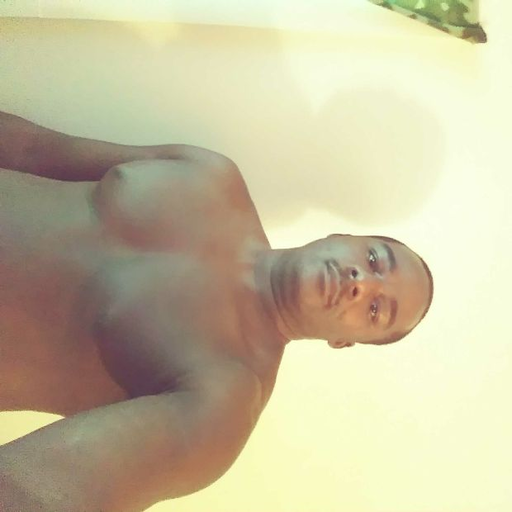 copiousbudz87:  Nice Body