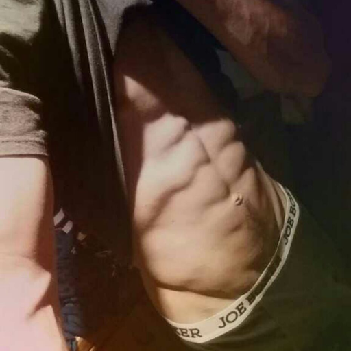 sexydex2015:  Yesssss dam wish I was there sucking on that pretty
