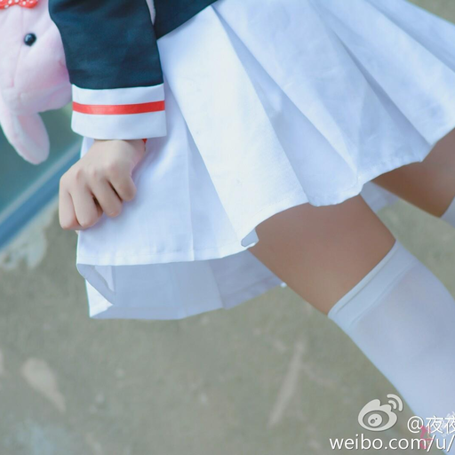mihuanfd0619:  嘟嘟偶尔也要小清新一下啦~~