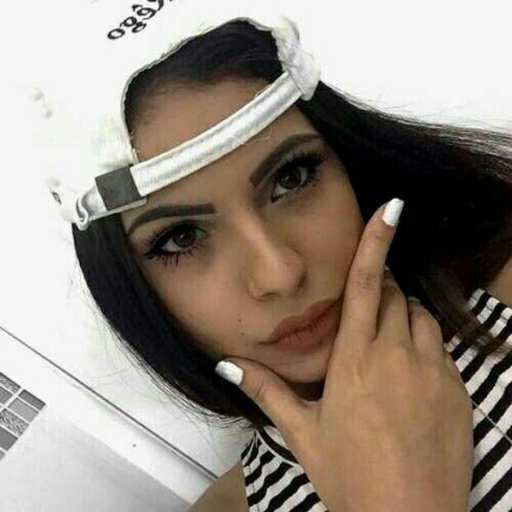 O que eu não demonstro, eu sinto em dobro.