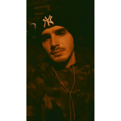 send me a 'hey fuckface' if i'm ur tumblr crush