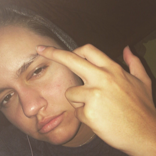 elisvillage:  reblog if you’d date a pre-transition trans guyi’m