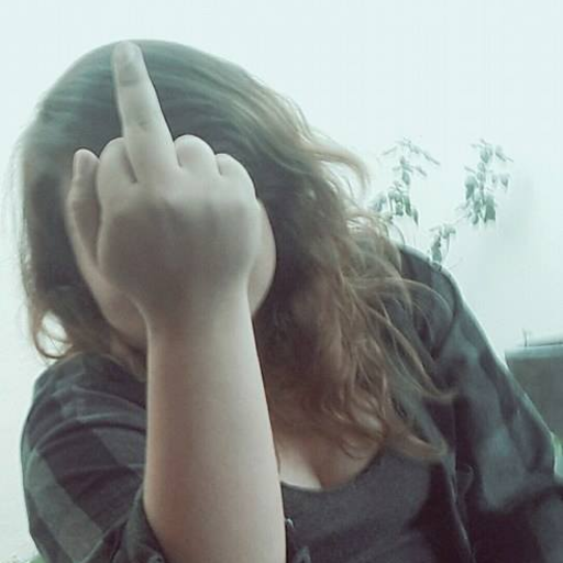 A mi me ignoras y yo te ignoro el triple porque si vamos a ser