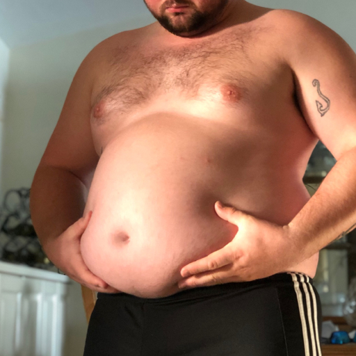 justalilthiccer-deactivated2019:Stretch marks comin in hard and