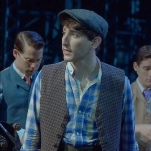 returnoftheborle:  Listen, just because I can’t hit that note