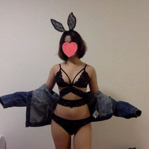 sweatymasa:  룸쌀롱 풀코스 제대로 하네요…..  ♨