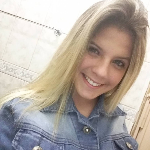 Tem gente que me irrita sem falar nada.