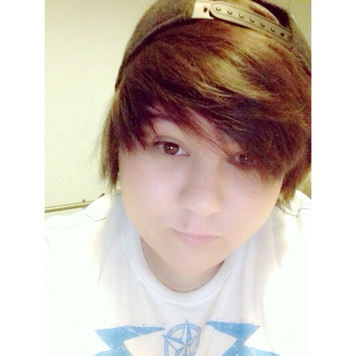 sn3aks:  if you’re horny 24/7 then you’re my kind of woman