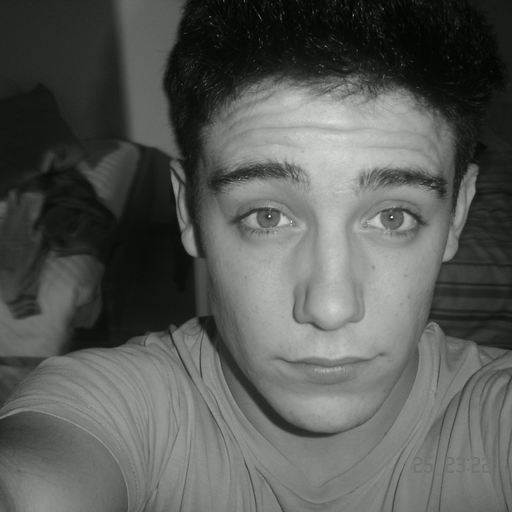 Ando aqui a espera para receber uma ask :D