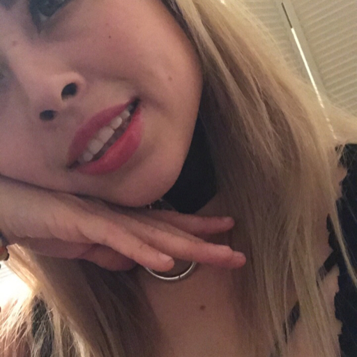 intomydreamsndintomylife:Did you miss me? Am I sweet loli baby