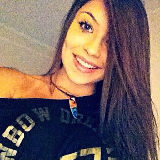 Um dia sorrindo e no outro chorando (: