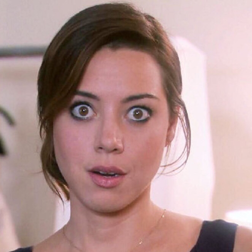 celebsbeinghot:Aubrey Plaza