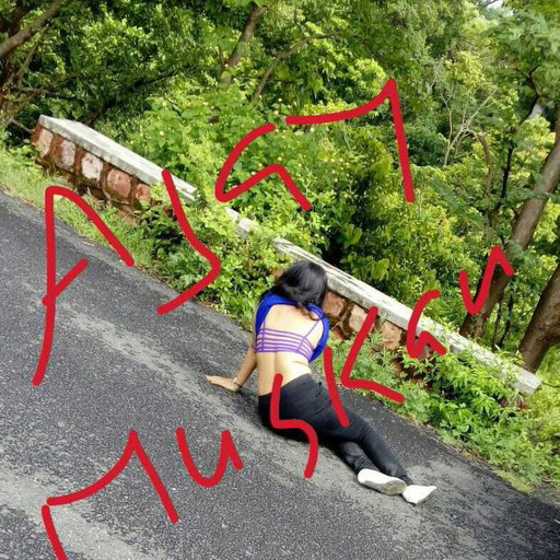 anjalinrahul: sandyavivekdelhi:  Booty in Ooty! She admitted