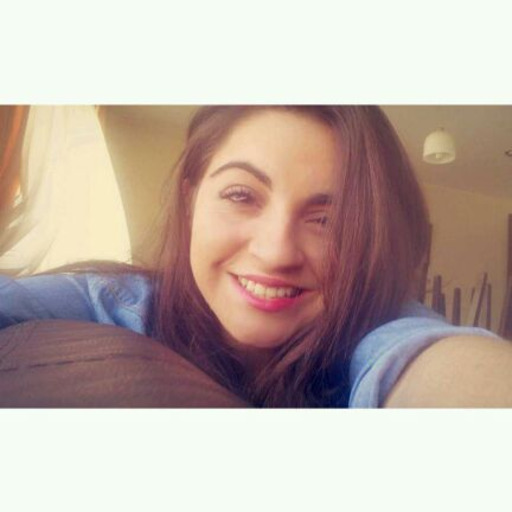 Soy una persona tan reemplazable y olvidable.