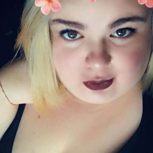 onlyfats23:elektron42:  princesspeach-bbw:  Mmm spoiled with