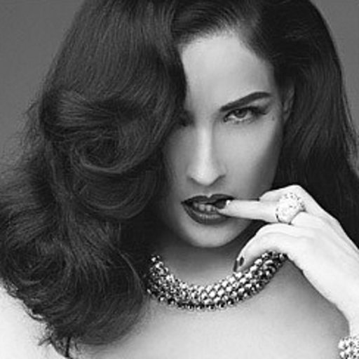 stefaniaferrario:  On set with Dita Von Teese and Gia Genevieve