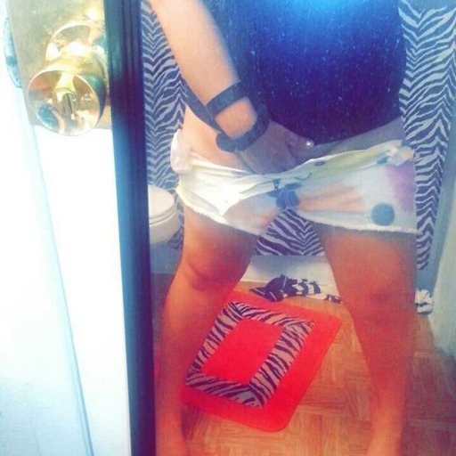 girl-yass-pussy-cock-and-tits:Having a little fun 😉