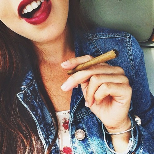As meninas de 17 anos não conseguem arrumar namorado, porque