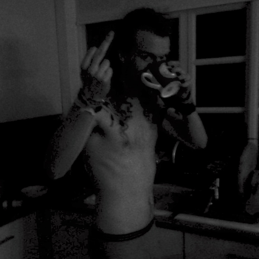 trefuzzy-punk:  Russle Brand you beautiful, beautiful man! Viva