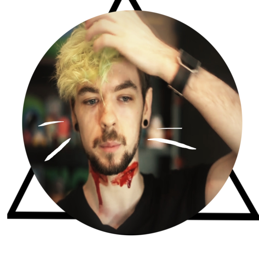 xbrushie:  P U M P I N(what am i doing at 11pm with vegas)