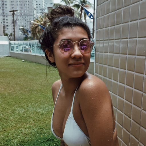 paulixtar:  flores-em-janeiro:  1. Tem quantos anos ? 2. Tem