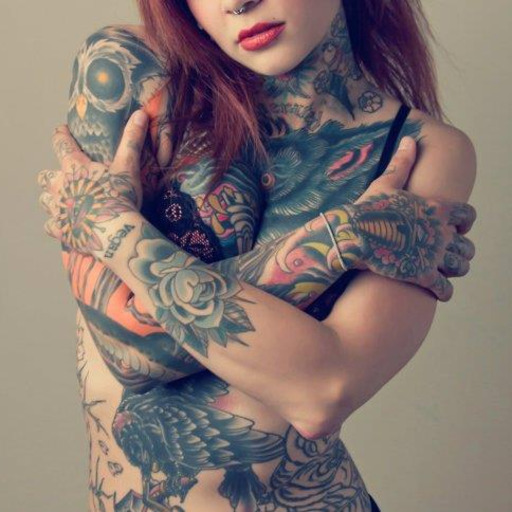 xsexy-and-modifiedx:  oral fixations by Four Chambers  <3