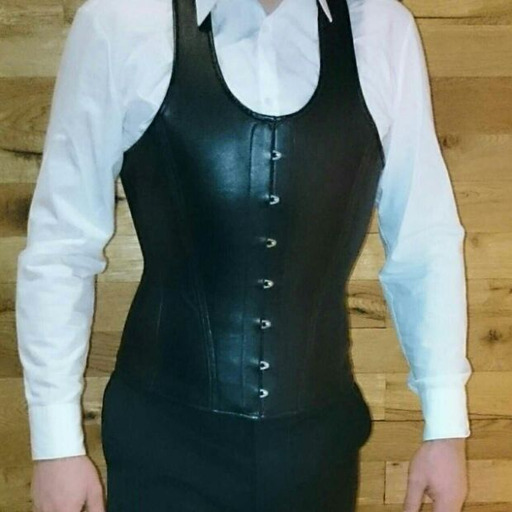 Latex und Korsett