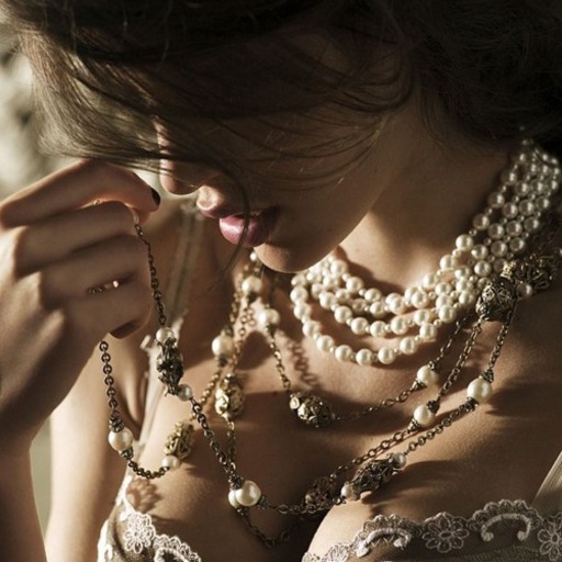 brownsugarchubbybunny:  turbanista:  ÉQUILIBRE By @mswrightsway