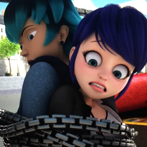 incorrectmiraculous:  ladybug: chat can i talk to you for a sec?chat