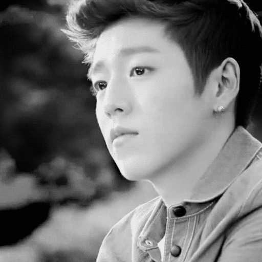 seriously-saranghae:  im so glad im not a boy i’d probably