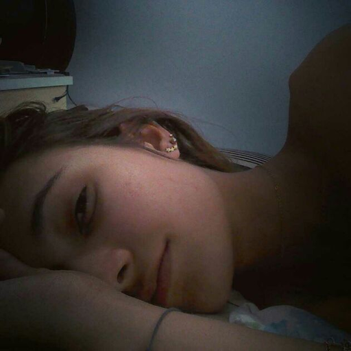 Sentimentos machucam, saudade destrói.