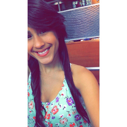 ¿Sabes? No soy la más bonita, ni tampoco soy fea, simplemente