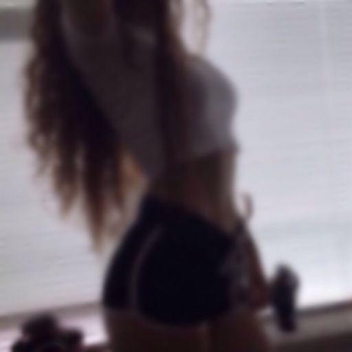honeygurl:wish i was kissing