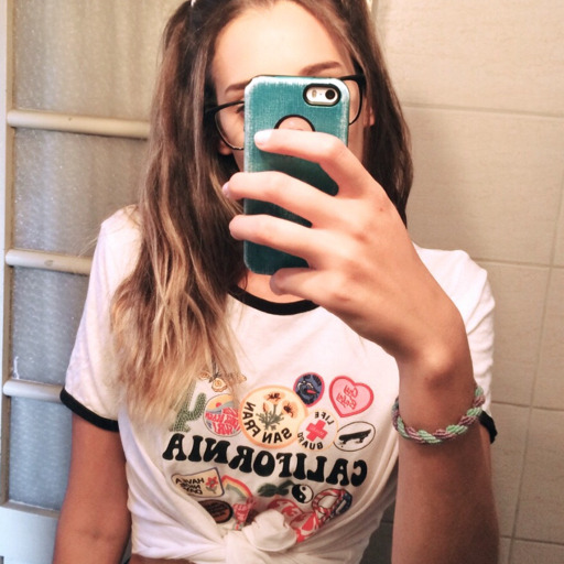 No dejes que nadie destruya tus sueños.