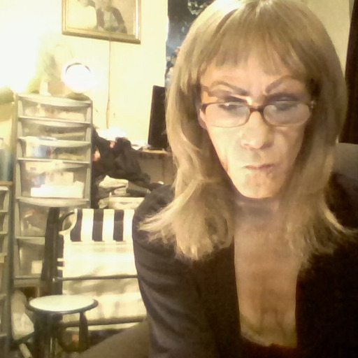 stepf1234:  yvn90:  PRETT GIRL SWAP CHALLENGE.  love to be her