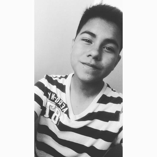 swaggerboylotvery:  A la primera persona que tomas demaciado