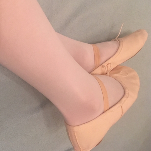 continuousstateofdesire: bonedry:  pegging at it’s finest 