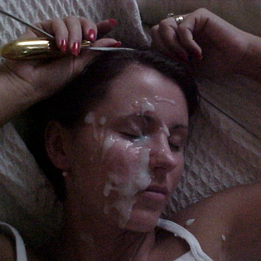 cumfacialextremist:  Massive facial and sticks it back in her