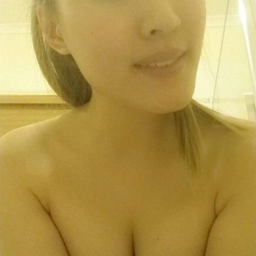 brisbanehornyslut:  ready for some cock