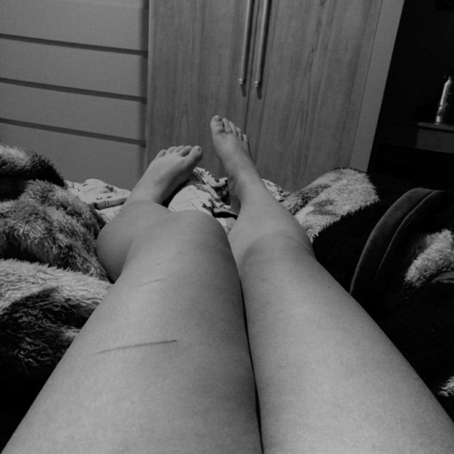 E aí, cê vai bagunçar minha cama ou minha vida?