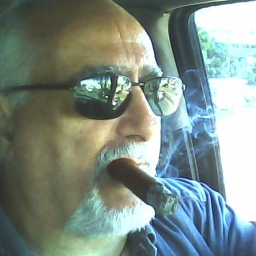 cigardad:  Jacques Insermini: great cigardad.