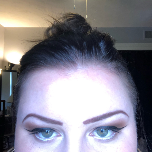 fuckingsession: I want someone to kiss my neck & tell me